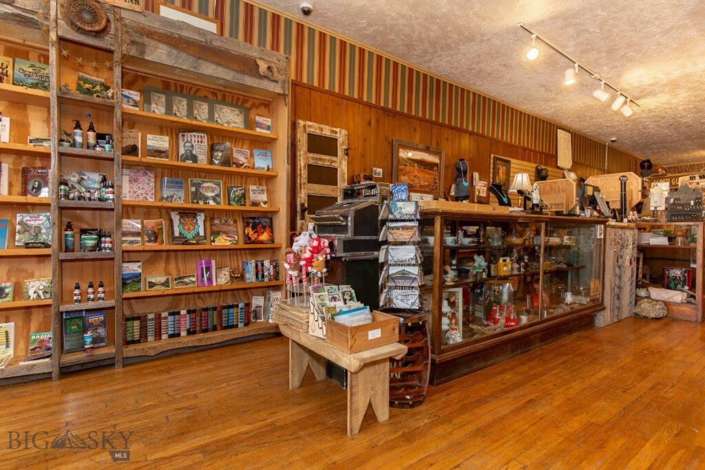 122 W Wallace Street, Virginia City MT 59755