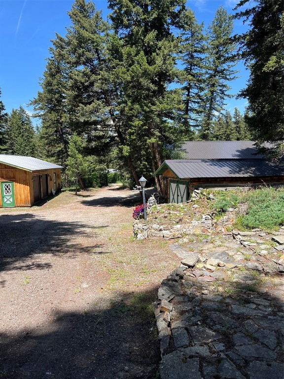 124 Deep Creek Road, Livingston MT 59047