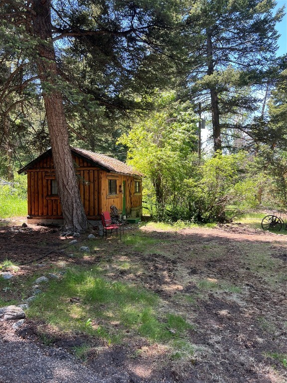 124 Deep Creek Road, Livingston MT 59047