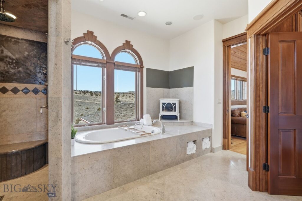 1240 Twin River Cutoff, Manhattan MT 59741