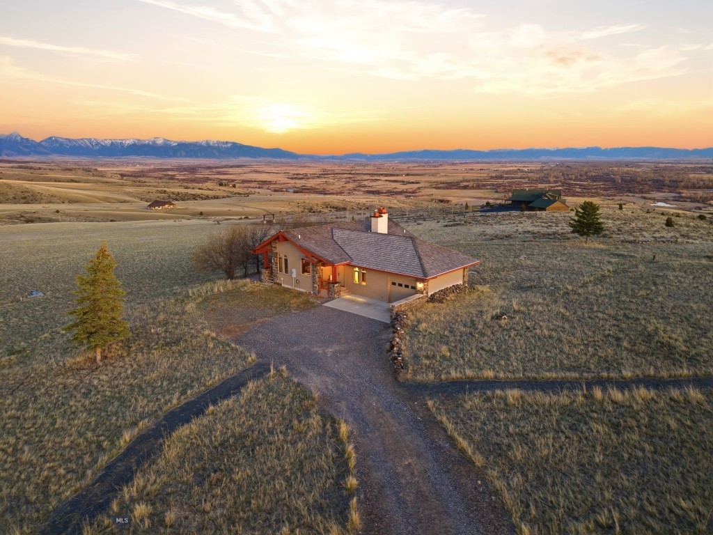 1240 Twin River Cutoff, Manhattan MT 59741