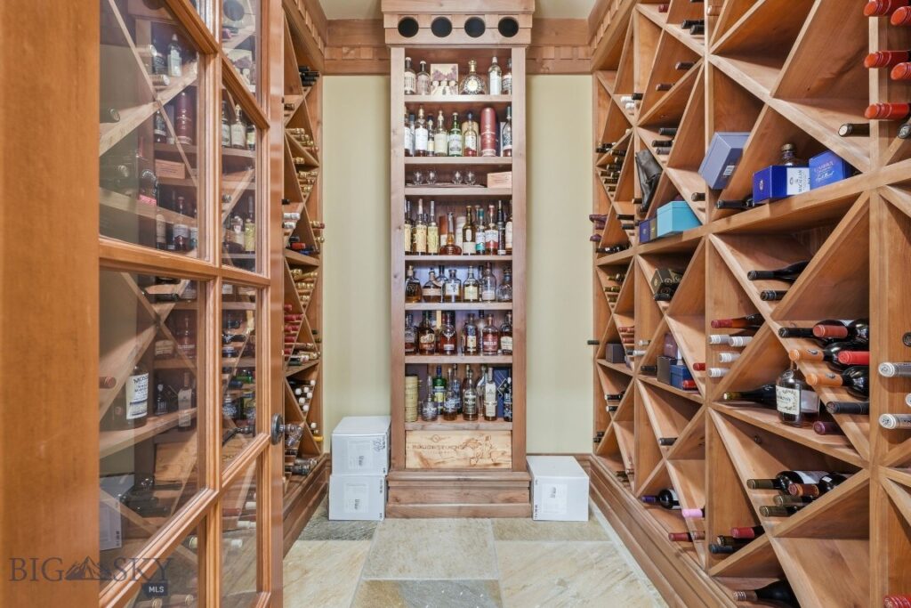 1240 Twin River Cutoff, Manhattan MT 59741