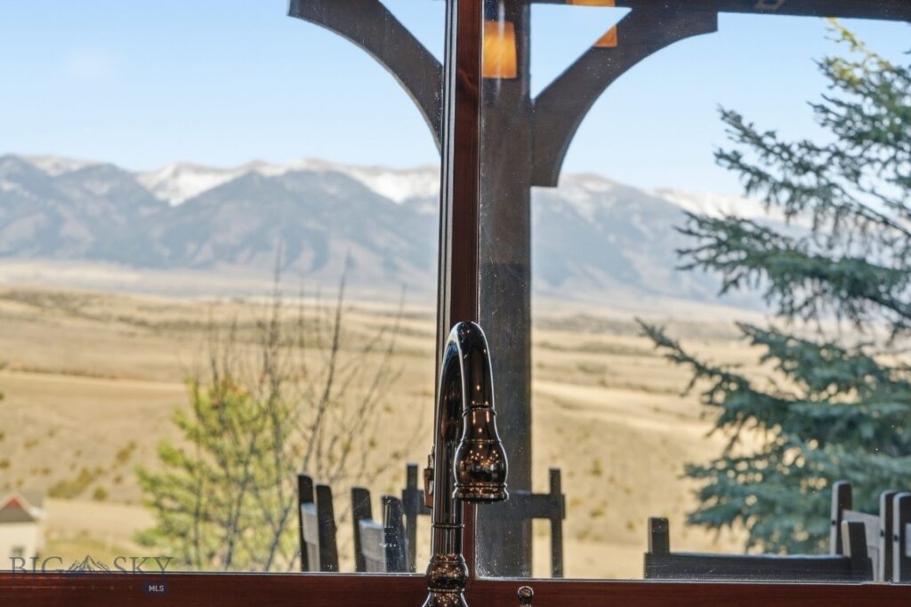 1240 Twin River Cutoff, Manhattan MT 59741