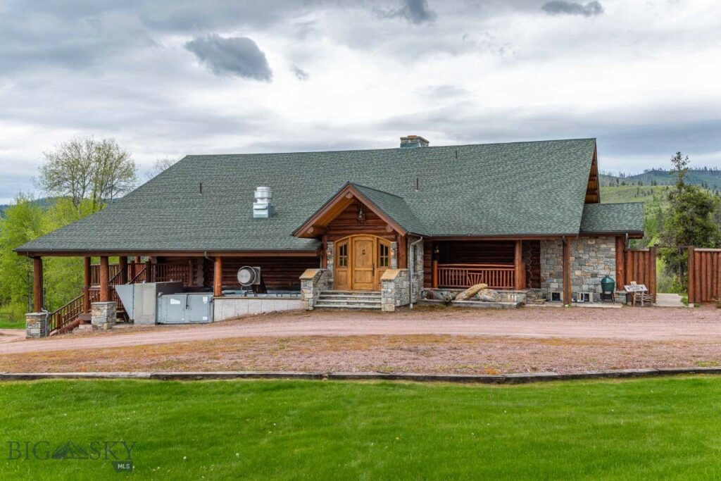 12455 N Placid Lke Road, Seeley Lake MT 59868