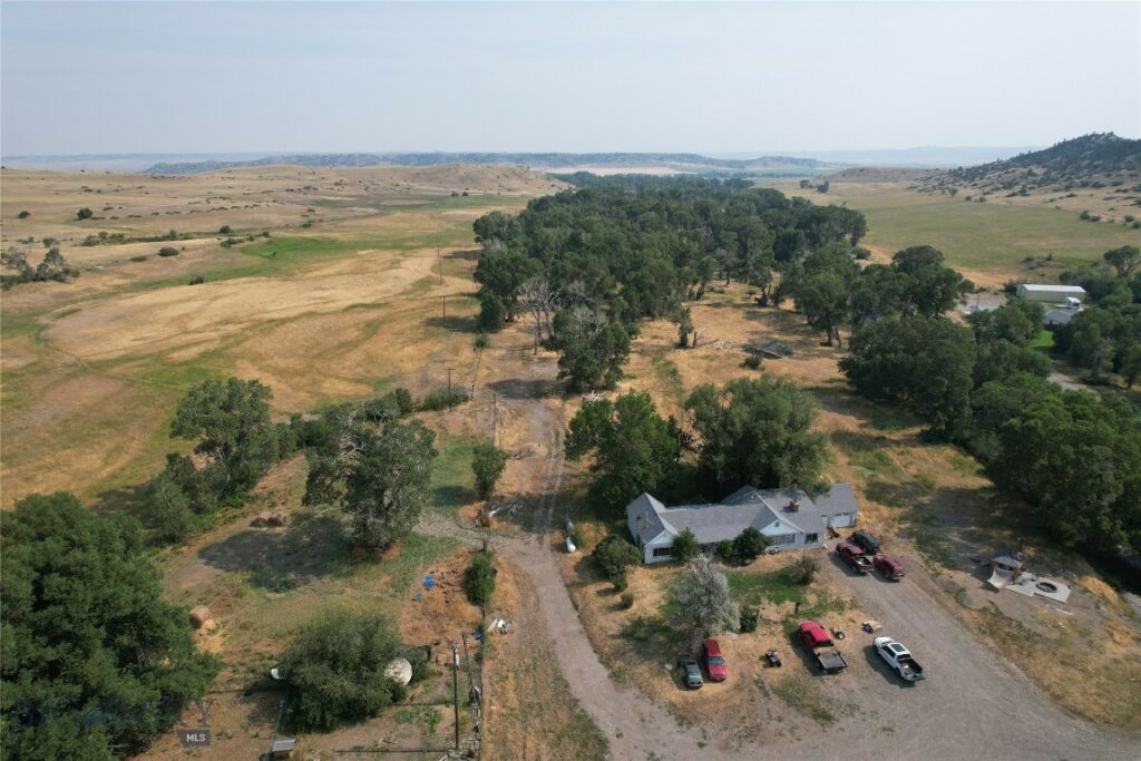 126 Upper Deer Creek, Big Timber MT 59011