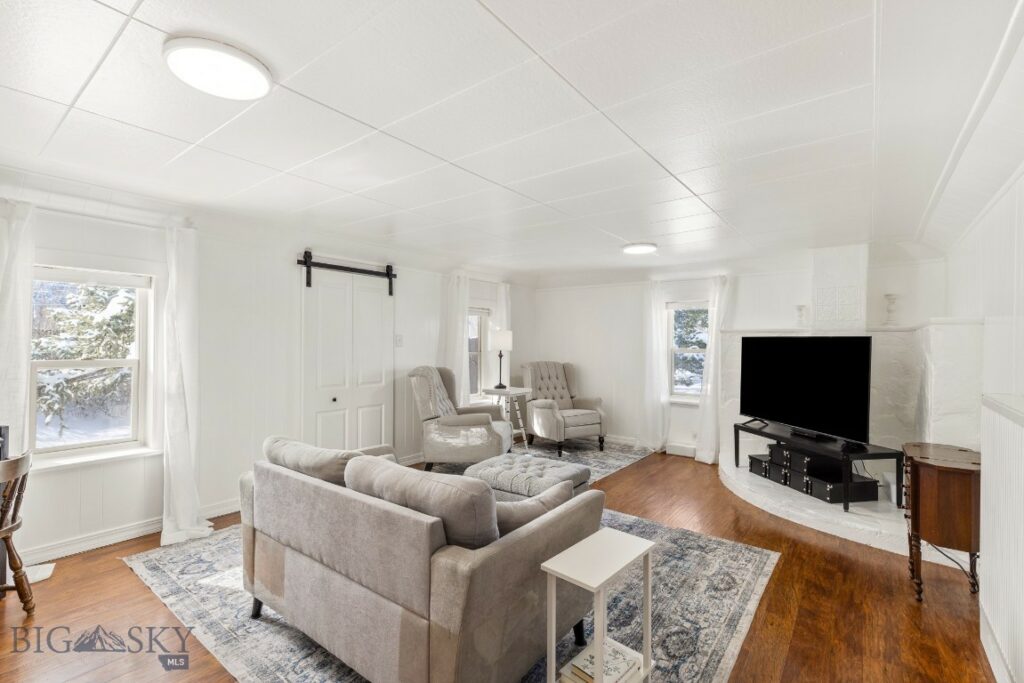 12977 Cottonwood Road, Bozeman MT 59718