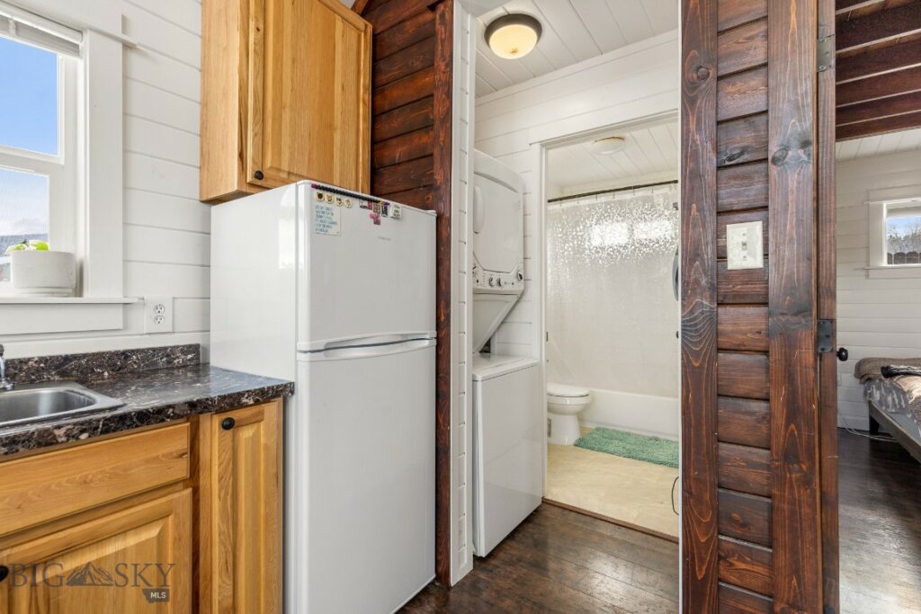 12977 Cottonwood Road, Bozeman MT 59718