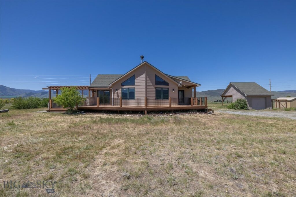 138 Inverness, Livingston MT 59047