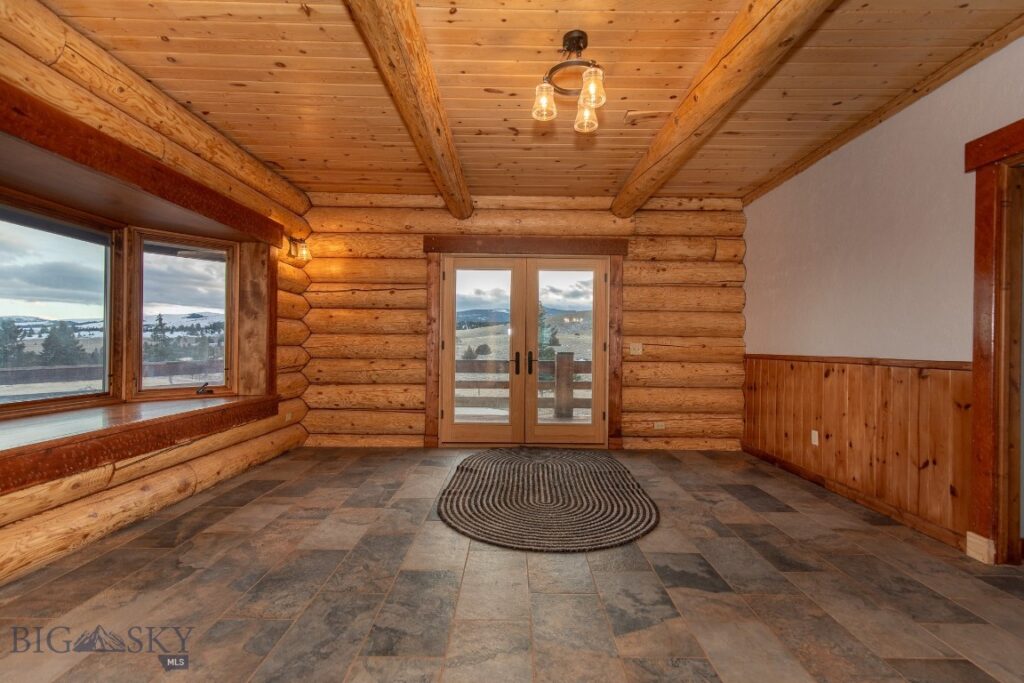 1380 Glacier View Dr, Deer Lodge MT 59722