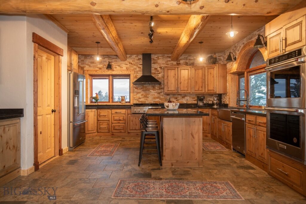 1380 Glacier View Dr, Deer Lodge MT 59722