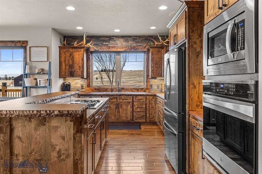 14 Cinnamon Teal Road, Ennis MT 59729