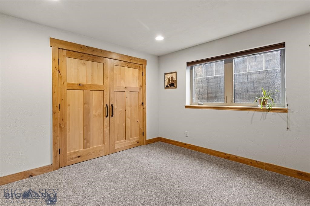 14 Cinnamon Teal Road, Ennis MT 59729