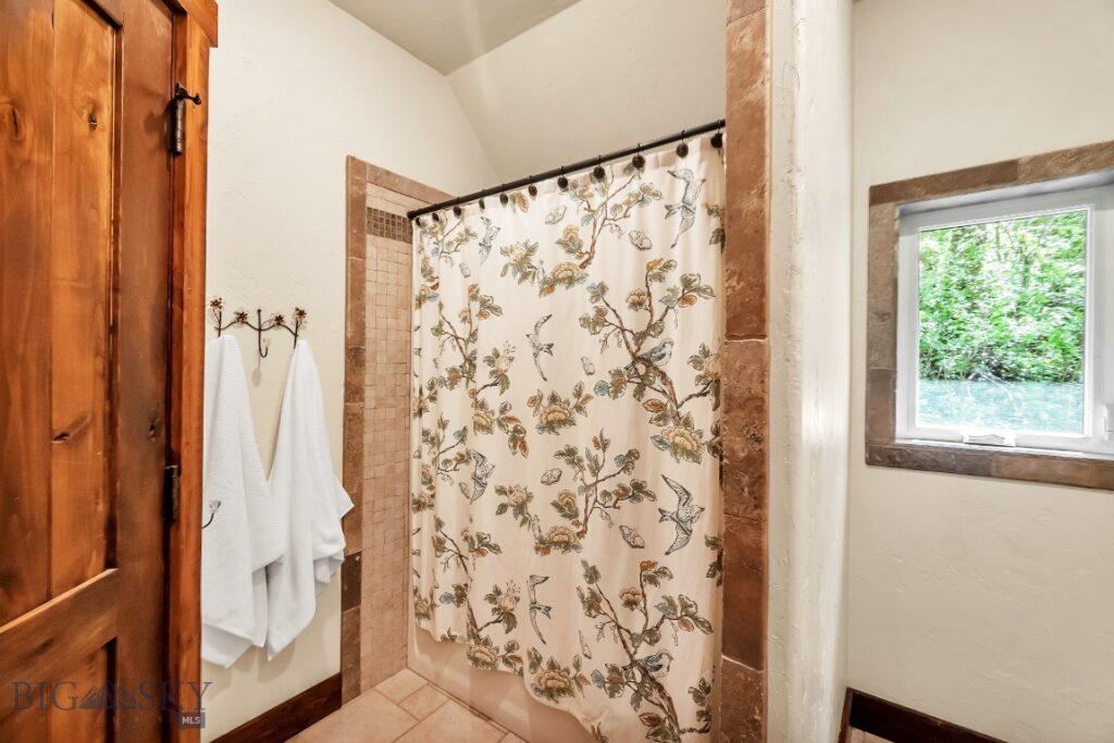 141 Old Timber Way, Bozeman MT 59718