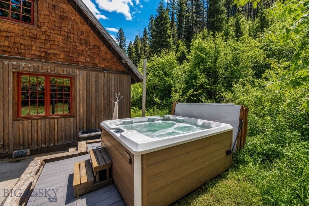 141 Old Timber Way, Bozeman MT 59718