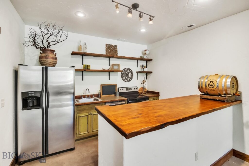 141 Old Timber Way, Bozeman MT 59718