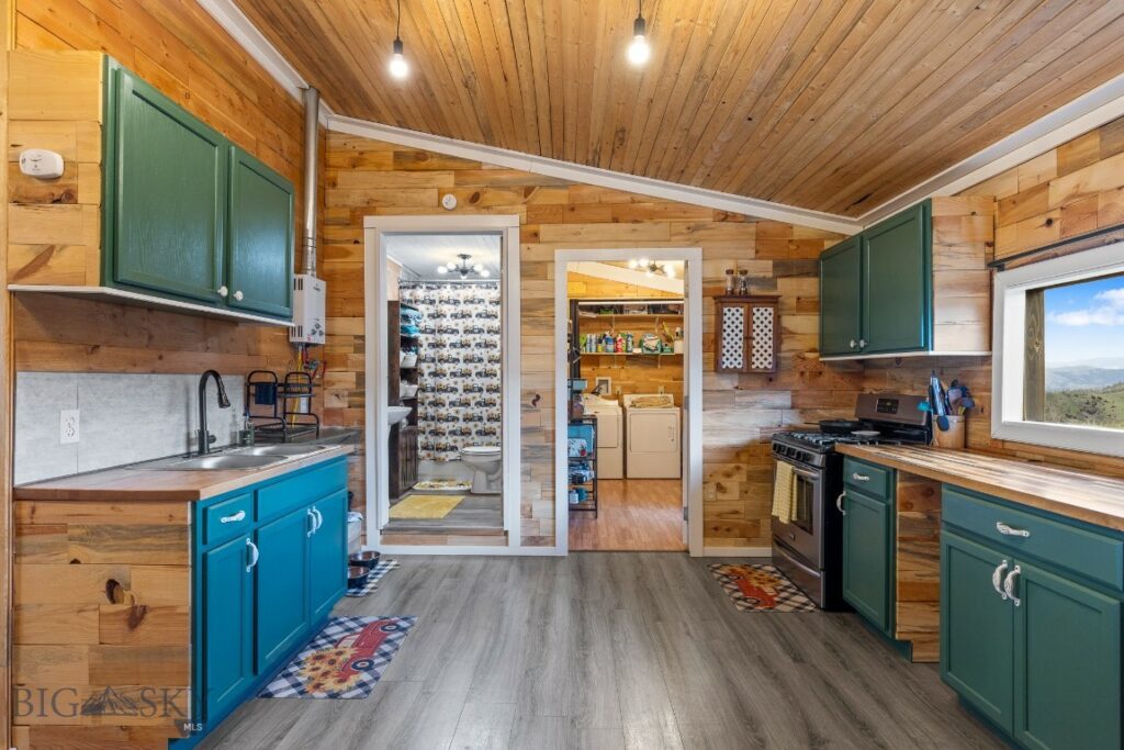 1435 Lone Wolf Trail, Three Forks MT 59752