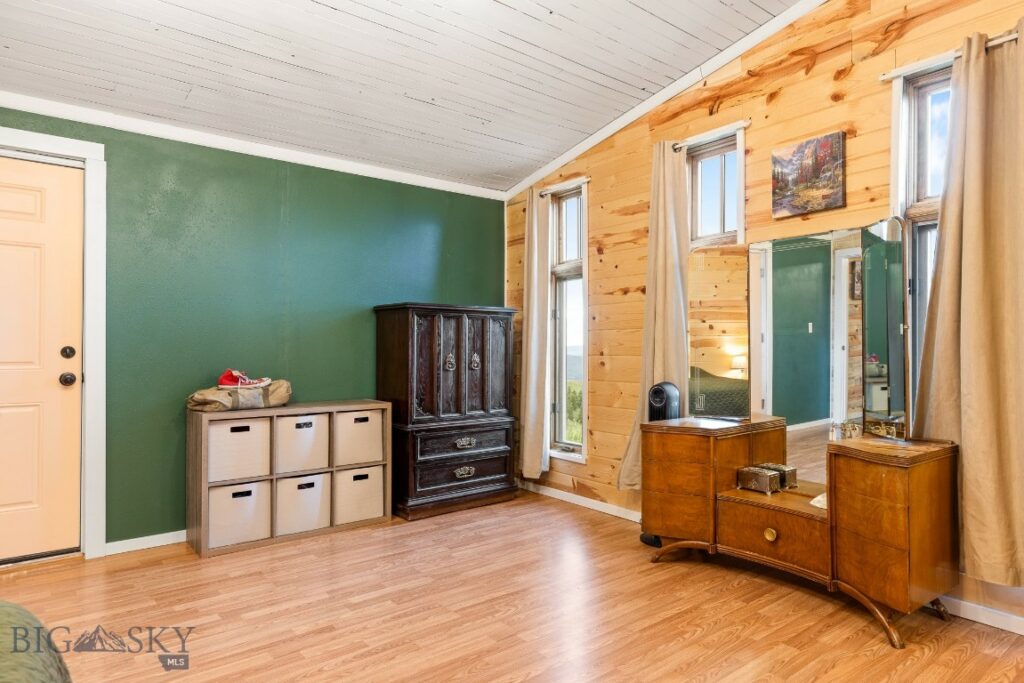 1435 Lone Wolf Trail, Three Forks MT 59752