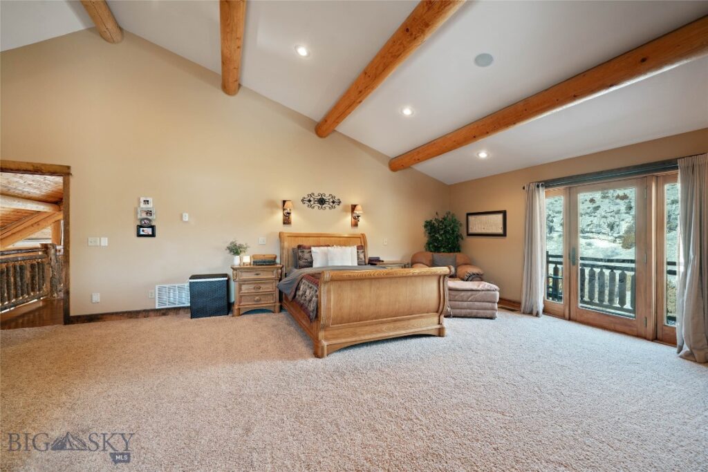 1460 Horseshoe Gulch Road, Manhattan MT 59741