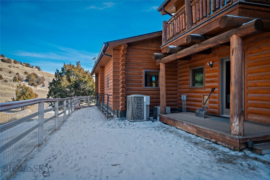 1460 Horseshoe Gulch Road, Manhattan MT 59741