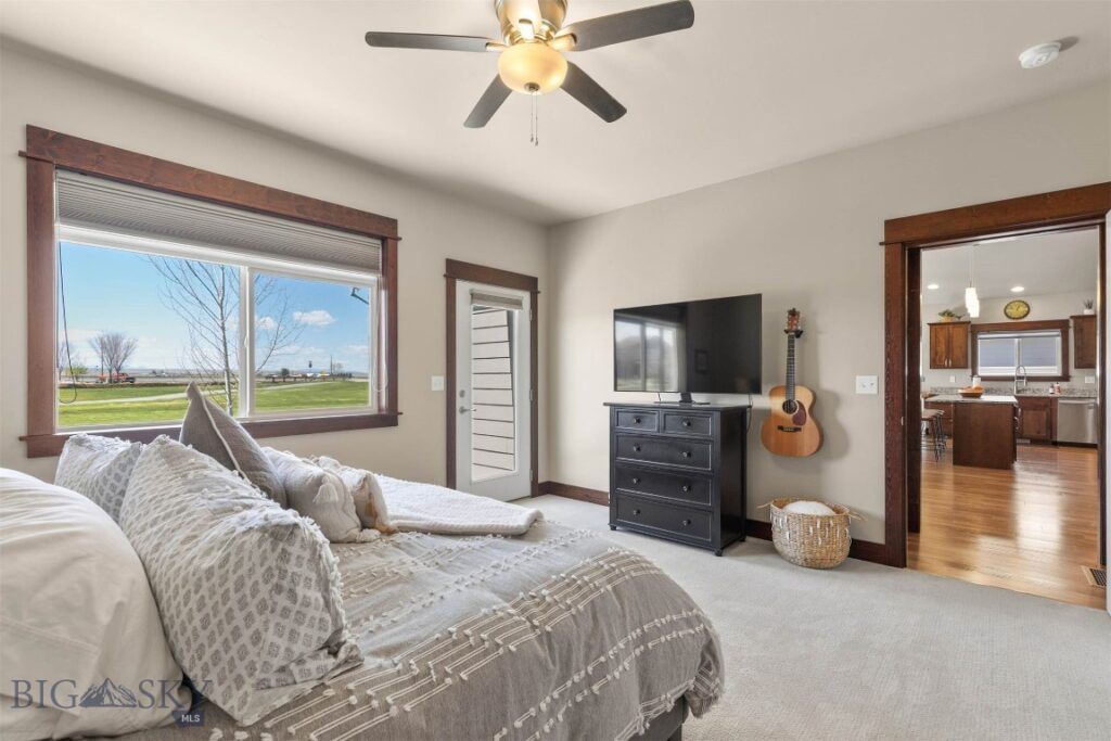 150 Pioneer Crossing, Manhattan MT 59741