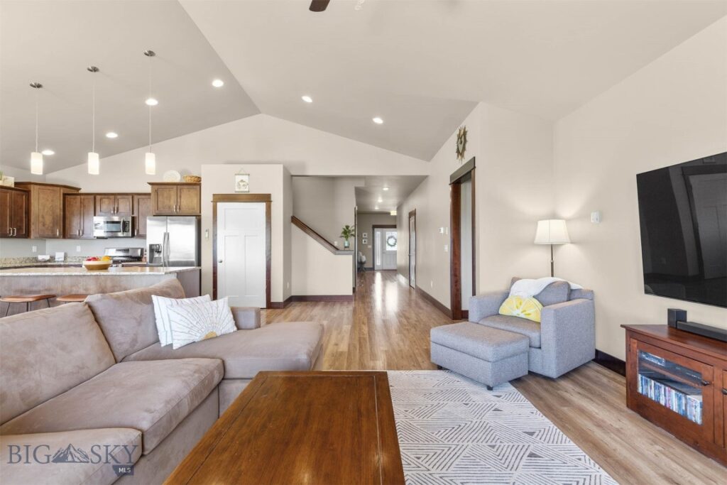 150 Pioneer Crossing, Manhattan MT 59741