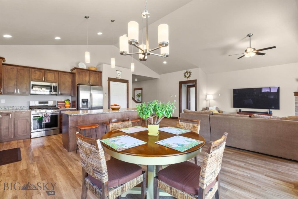 150 Pioneer Crossing, Manhattan MT 59741