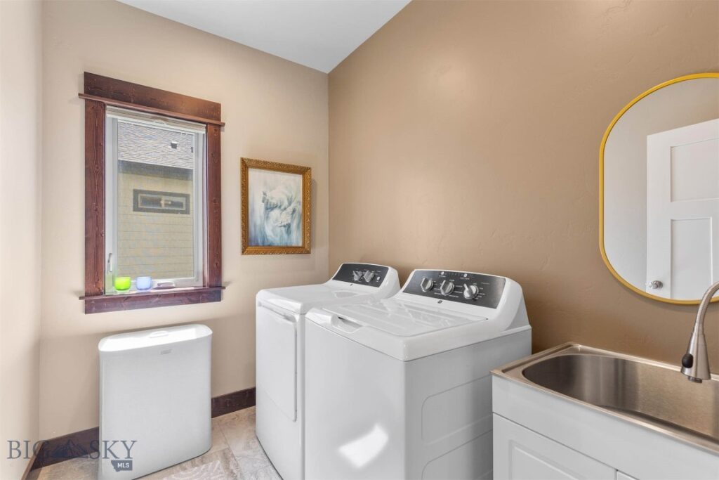 150 Pioneer Crossing, Manhattan MT 59741