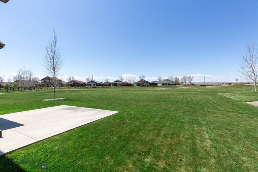 150 Pioneer Crossing, Manhattan MT 59741