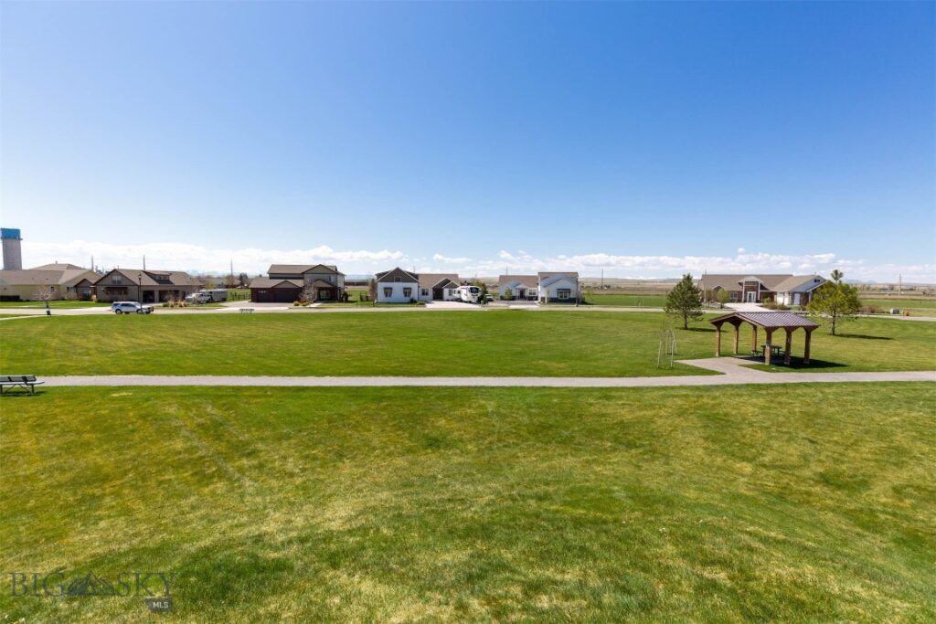 150 Pioneer Crossing, Manhattan MT 59741