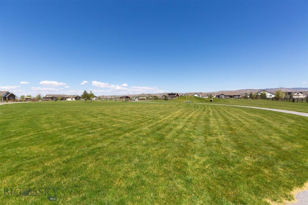150 Pioneer Crossing, Manhattan MT 59741