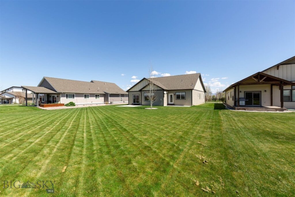 150 Pioneer Crossing, Manhattan MT 59741