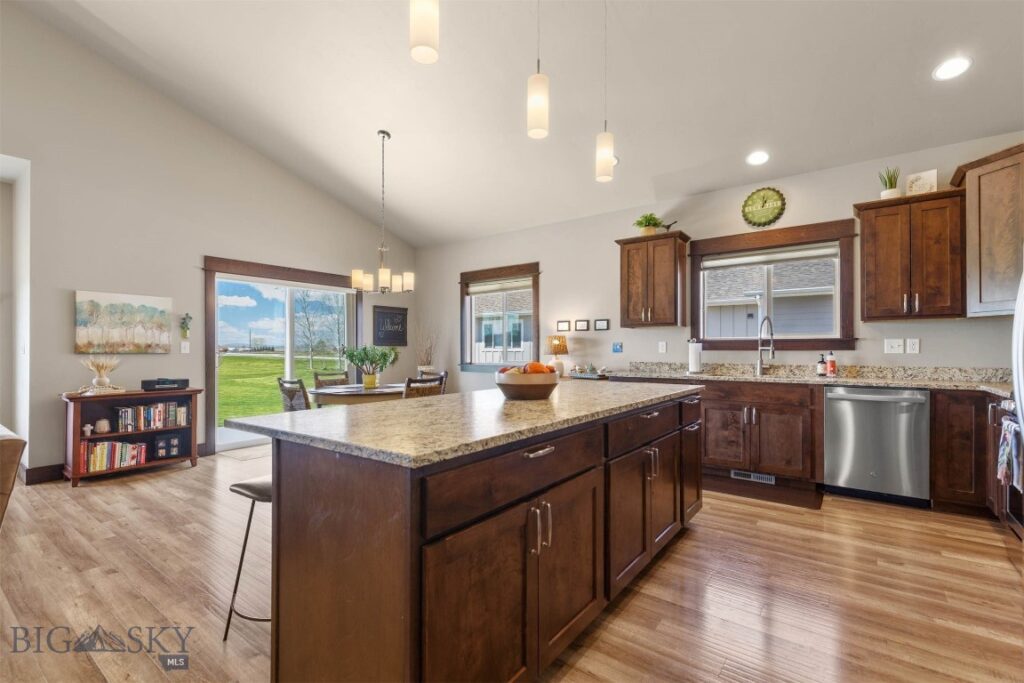 150 Pioneer Crossing, Manhattan MT 59741
