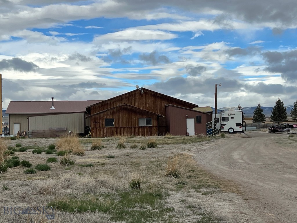 1548 MT Highway 278, Dillon MT 59725