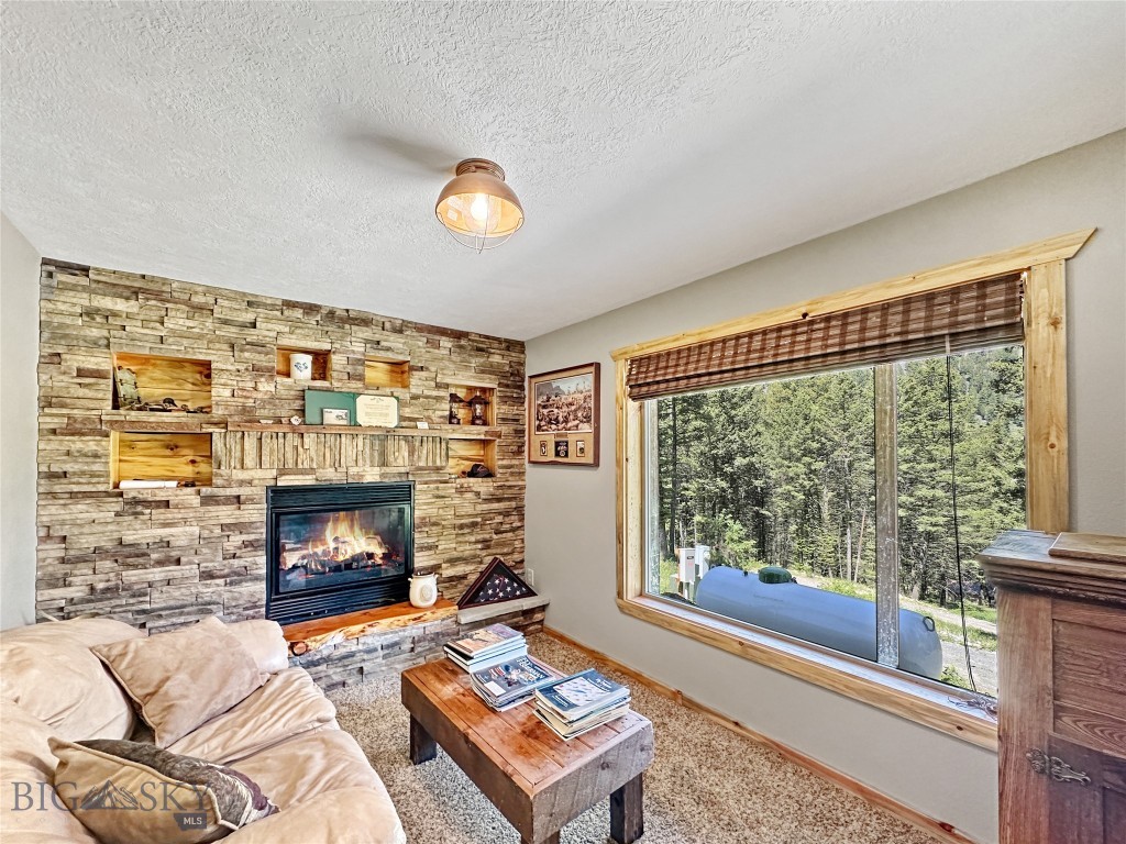 16 Upper Slope, Mammoth MT 59721