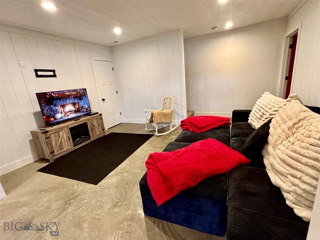 1624 Steel Creek Road, Wisdom MT 59761