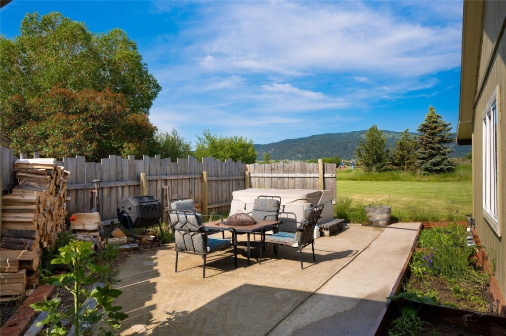 165 N Meadow Creek Road, McAllister MT 59740