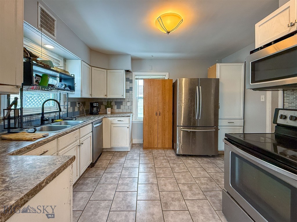 1701 8th Avenue N, Great Falls MT 59401