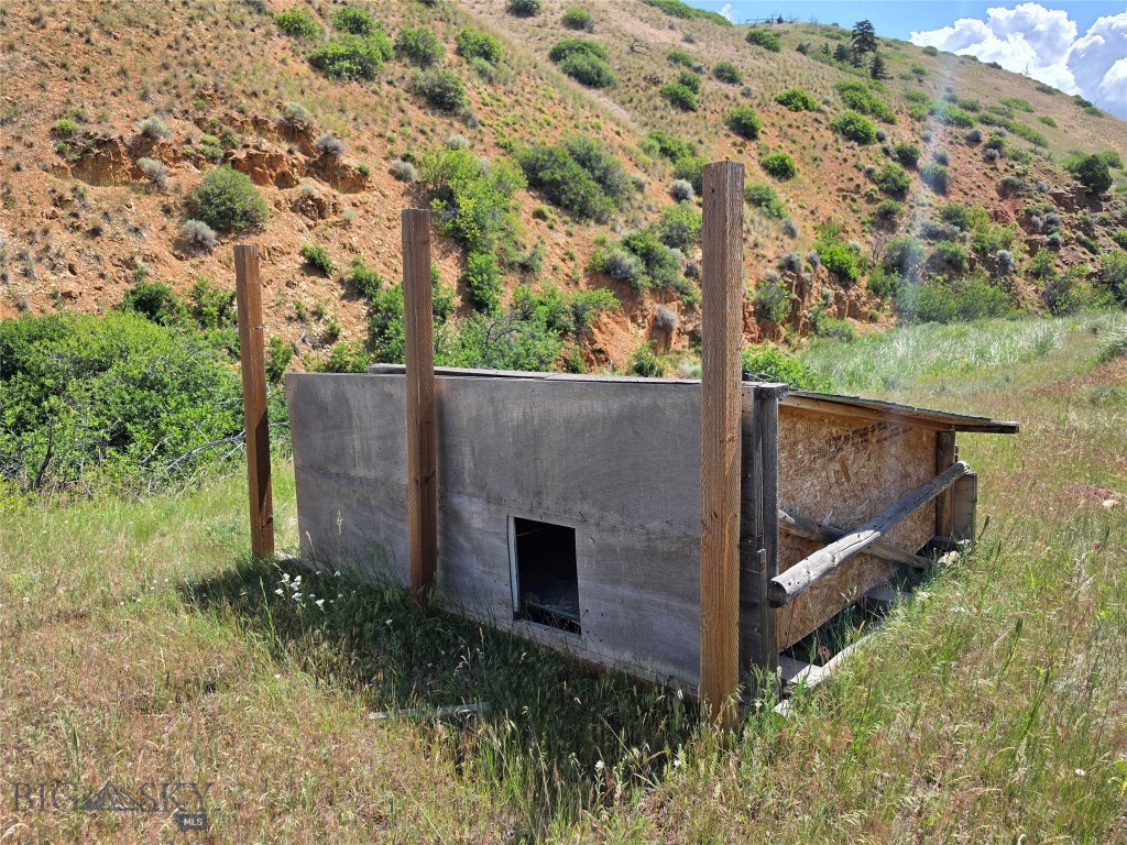 17033 Pole Gulch Road, Clarkston MT 59752