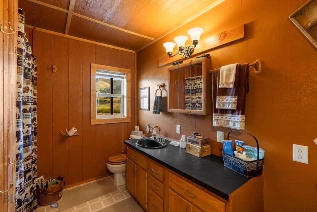 174 Mountain View Way, Polaris MT 59746