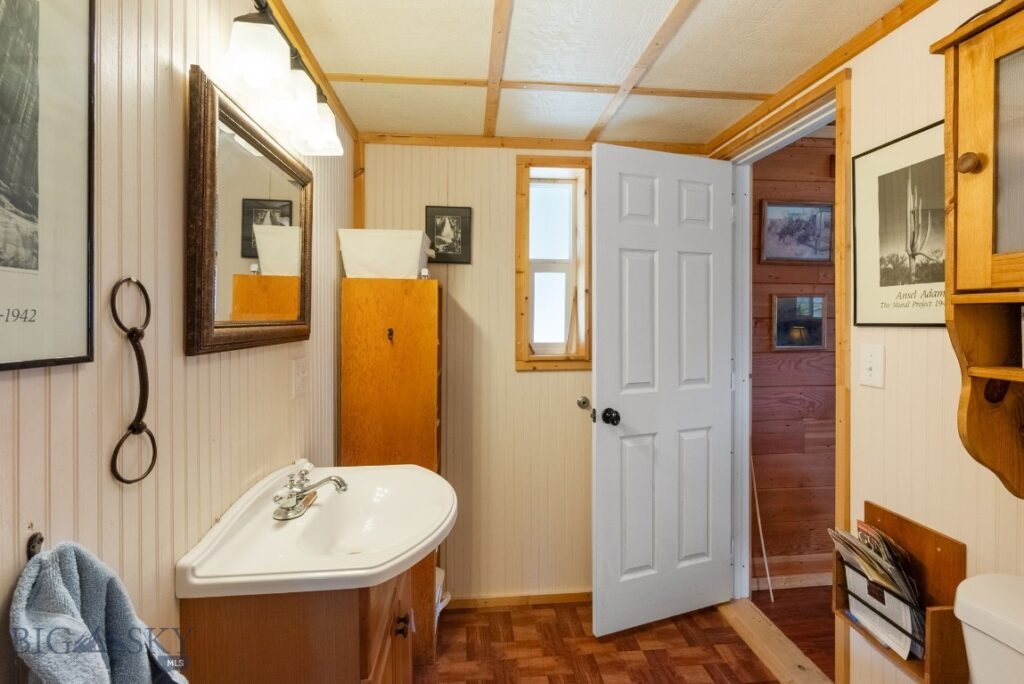 174 Mountain View Way, Polaris MT 59746