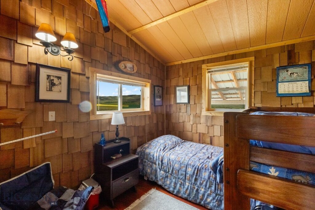 174 Mountain View Way, Polaris MT 59746