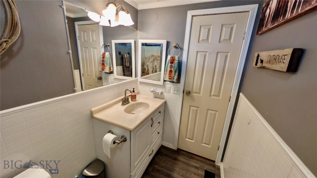 175 Sandy Lane, Dillon MT 59725