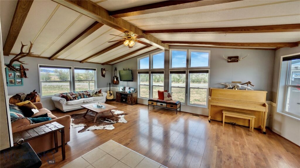 175 Sandy Lane, Dillon MT 59725