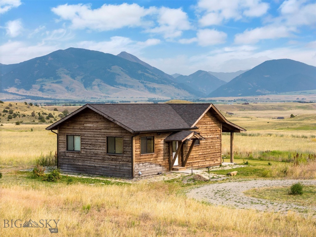 18 Cielo Grande Drive, Livingston MT 59047