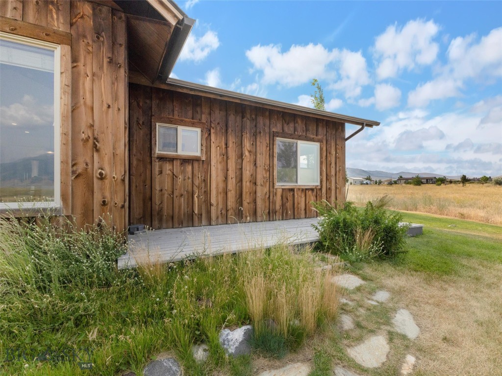 18 Cielo Grande Drive, Livingston MT 59047