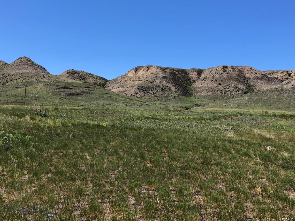 18 Vernon Road, Highwood MT 59450