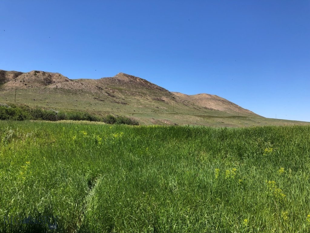 18 Vernon Road, Highwood MT 59450