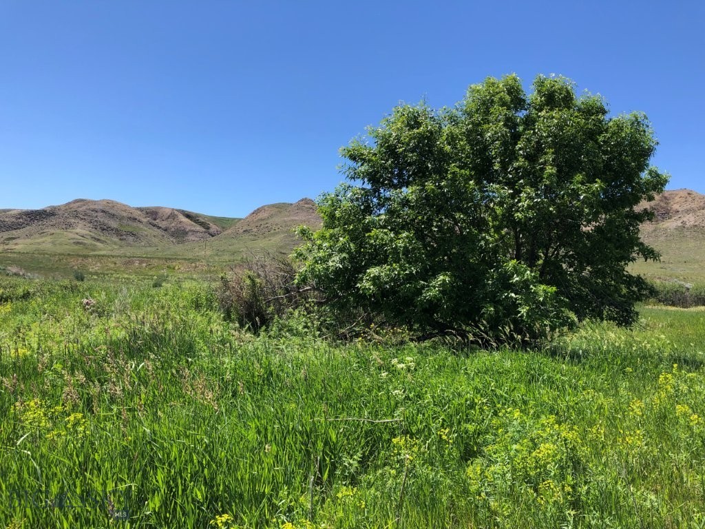 18 Vernon Road, Highwood MT 59450