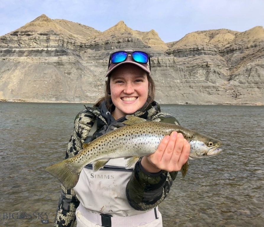 18 Vernon Road, Highwood MT 59450