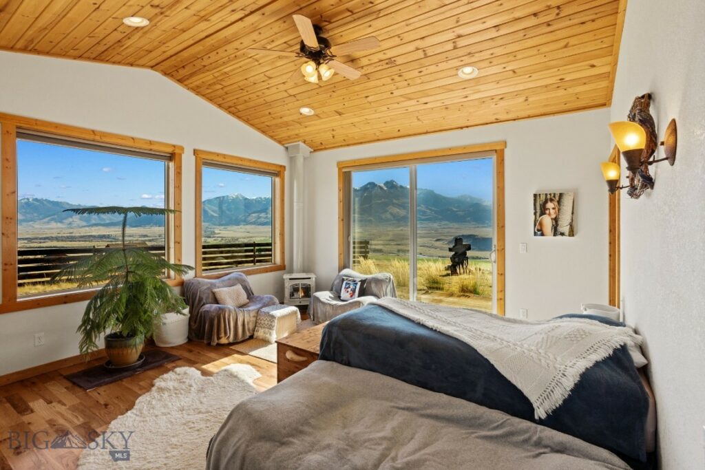 18 Libra Drive, Emigrant MT 59027